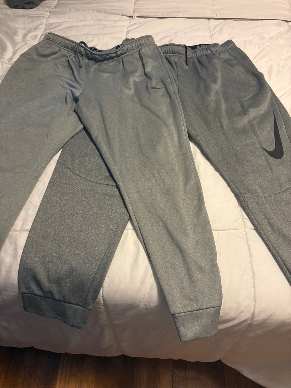 Men’s Nike 2 pack Light Gray Jogger Sweatpants Pack